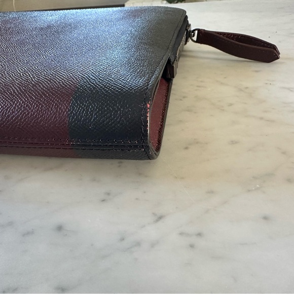 Burberry Zip Pouch / laptop sleeve - Picture 7 of 11